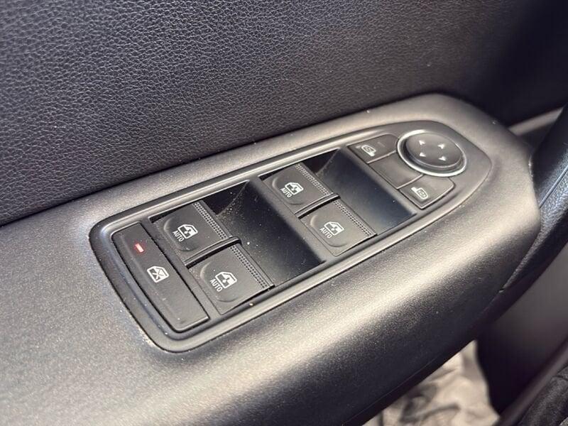 Renault Captur Captur 1.6 E-Tech full hybrid Evolution 145cv auto