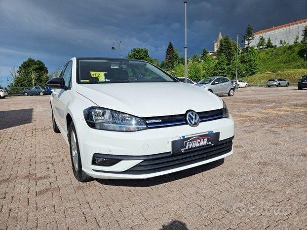 Volkswagen Golf 7 benzina/metano bassi consumi