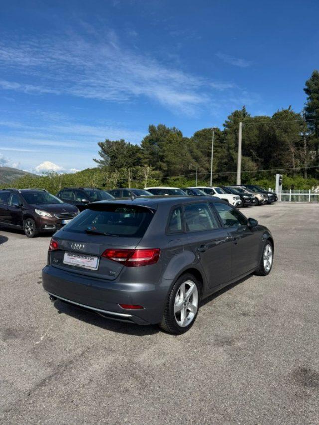 AUDI A3 1.6 TDI S tronic Sport