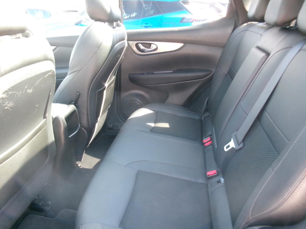 Nissan Qashqai 1.3 DIG-T 160CV N-CONNECTA DCT AUTOMATICA TETTO/PELLE/NAVI/PDC/CAMERA
