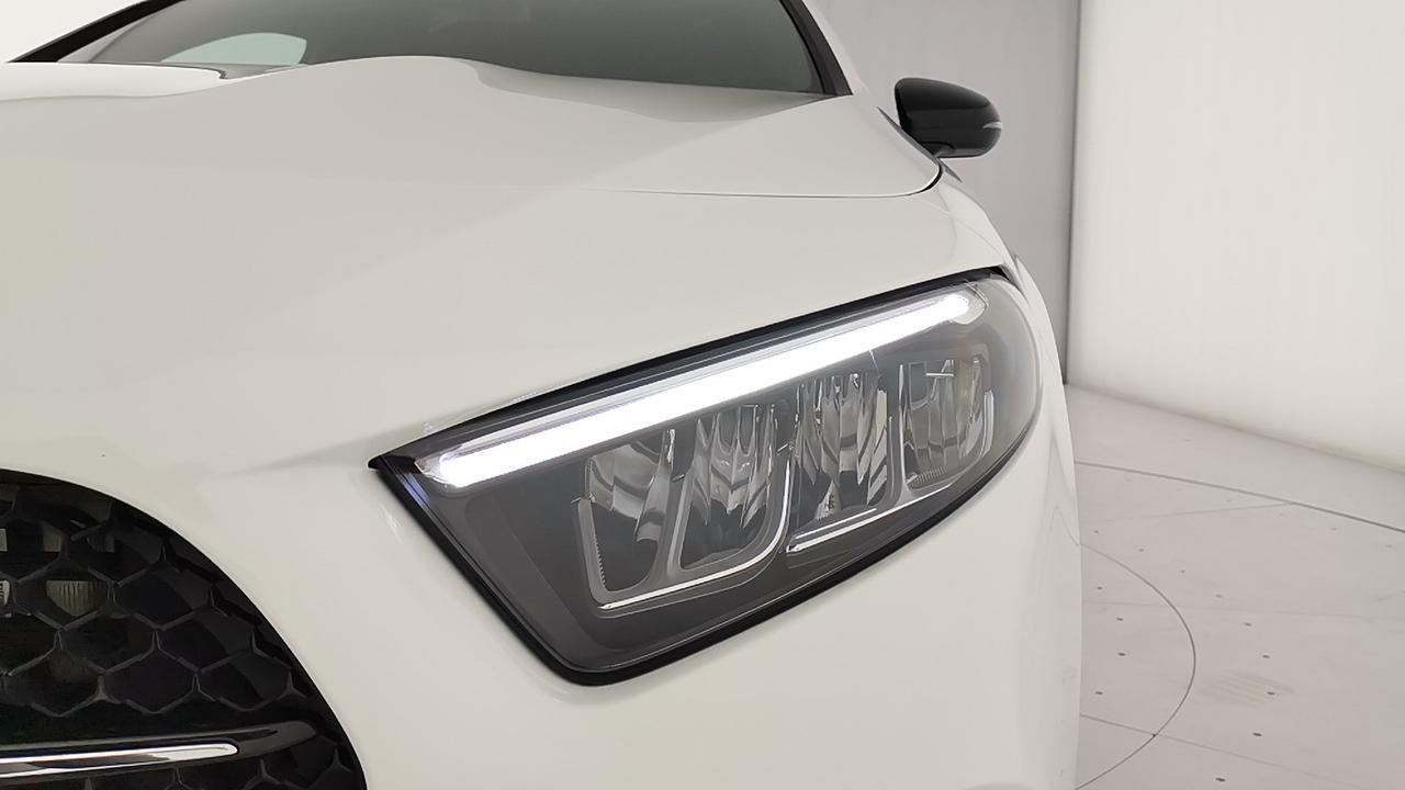 Mercedes-Benz Classe A - W177 2023 - A 250 e phev Progressive Advanced auto