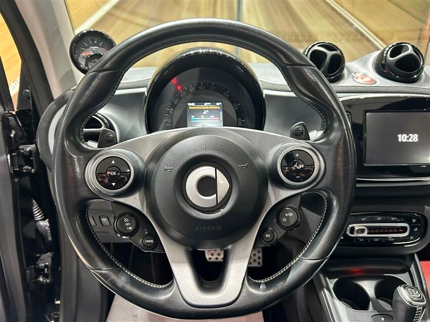 Smart ForTwo BRABUS 0.9 Turbo twinamic Xclusive