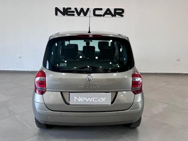 Renault Modus Grand 1.2 16V TCE Dynamique