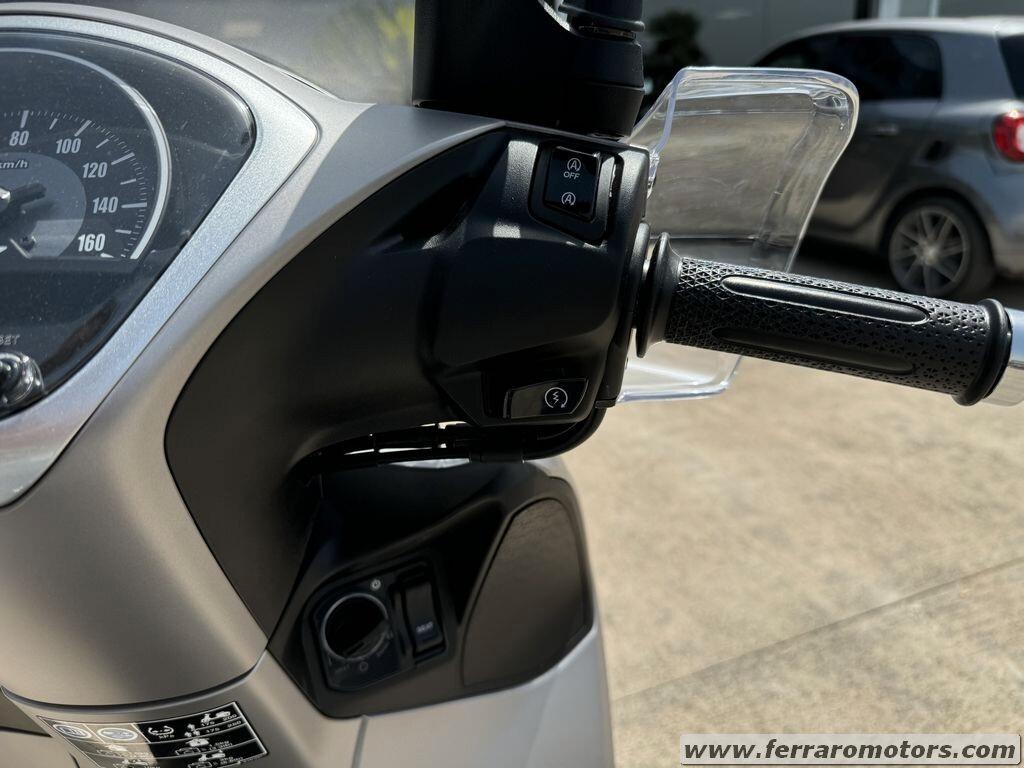 HONDA SH 125 MODE NUOVO A SOLI 32 EURO AL MESE