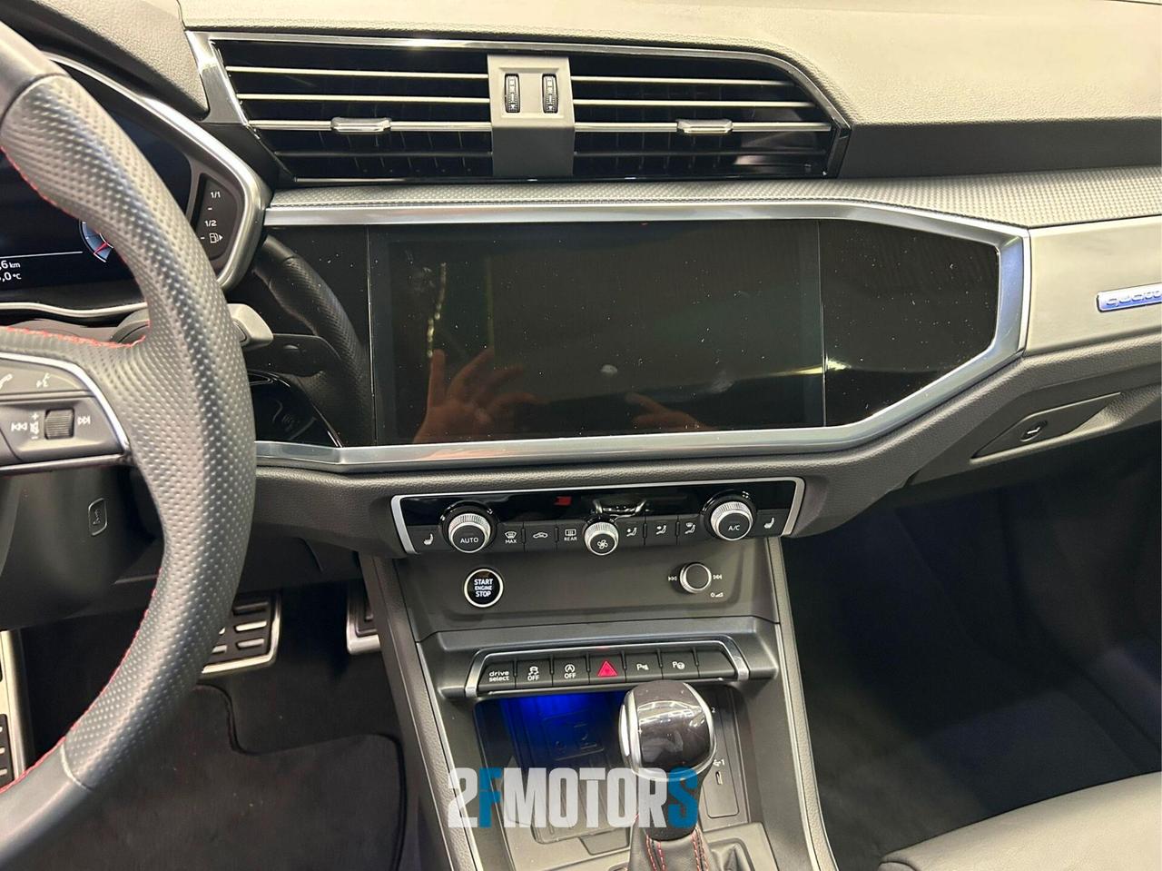 Audi Q3 SBK TDI quattro S tronic Identity Black