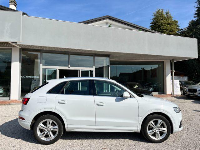 AUDI Q3 2.0 TDI 150 CV SPORT