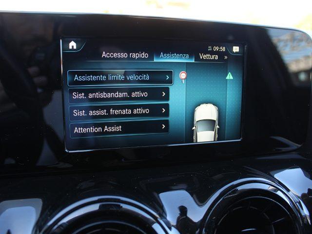 MERCEDES-BENZ GLA 200 d Automatic Business