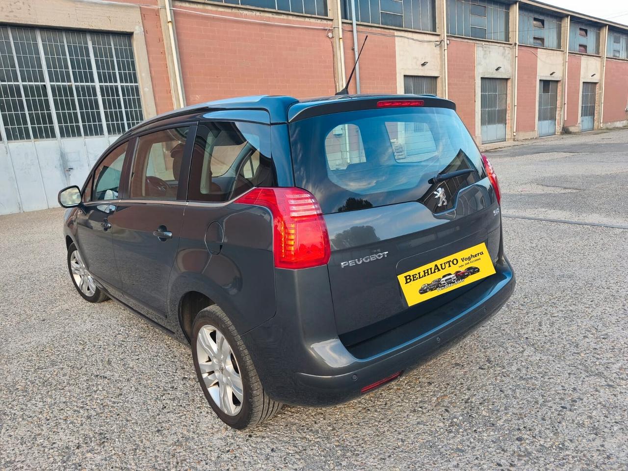 Peugeot 5008 2013---2.0 Diesel