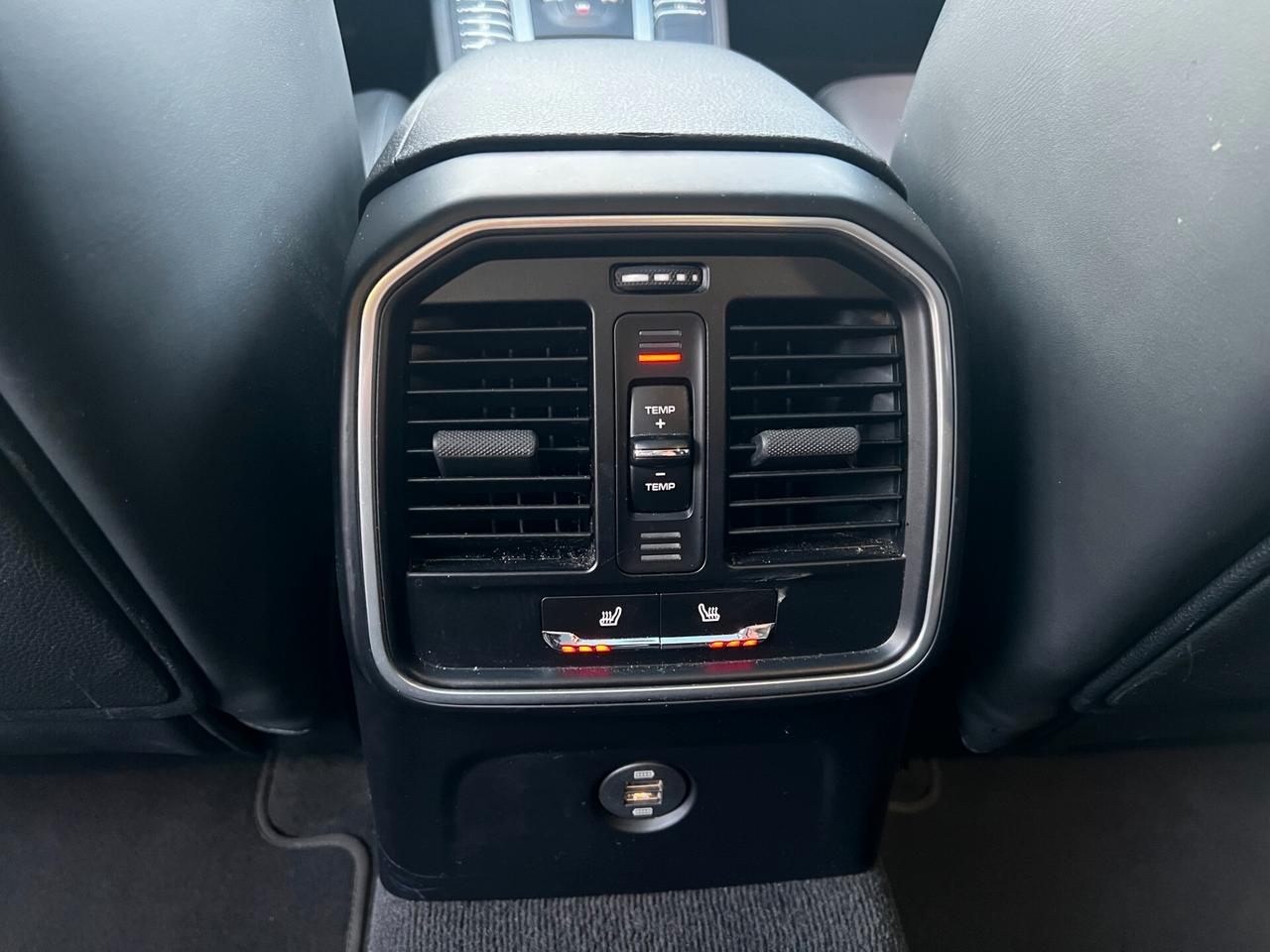 Porsche Macan 2.0 245- TETTO-PASM-TOTAL BLACK-FULL