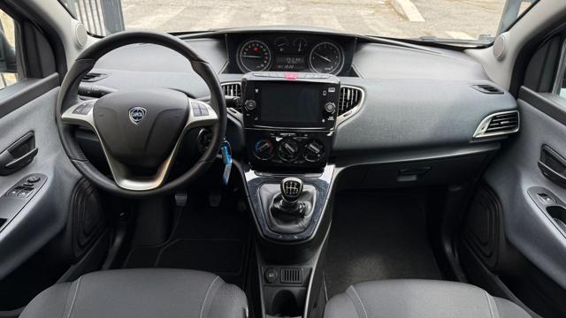 LANCIA Ypsilon 1.0 FIREFLY S&S HYBRID GOLD*24M.G.*CARPLAY*LED*TEL