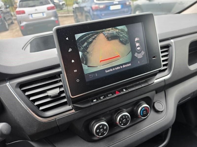 RENAULT Trafic T27 2.0 dCi 150 L1H1 TOUCH 8 CAM 23