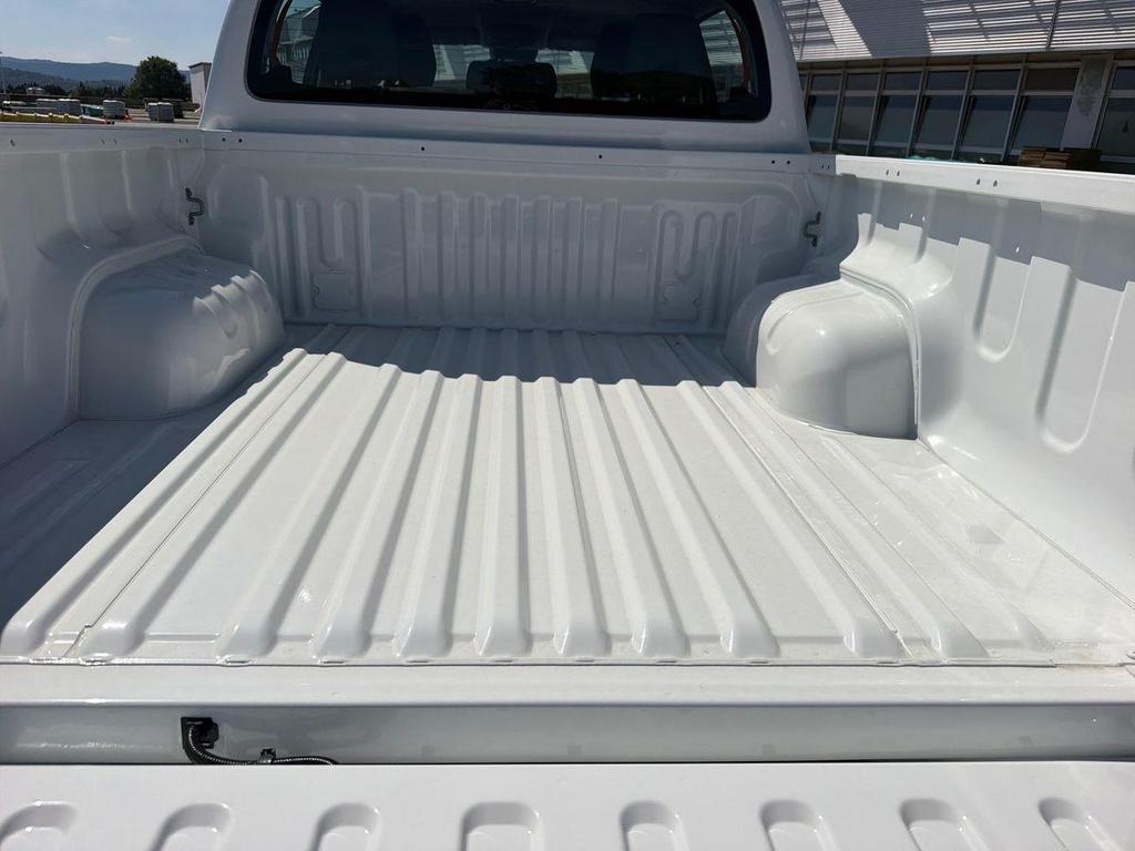 Toyota Hilux 2.8 d-4d 48V double cab Hilux auto