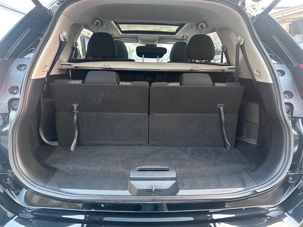 Nissan X-Trail dCi 150 2WD N-Connecta