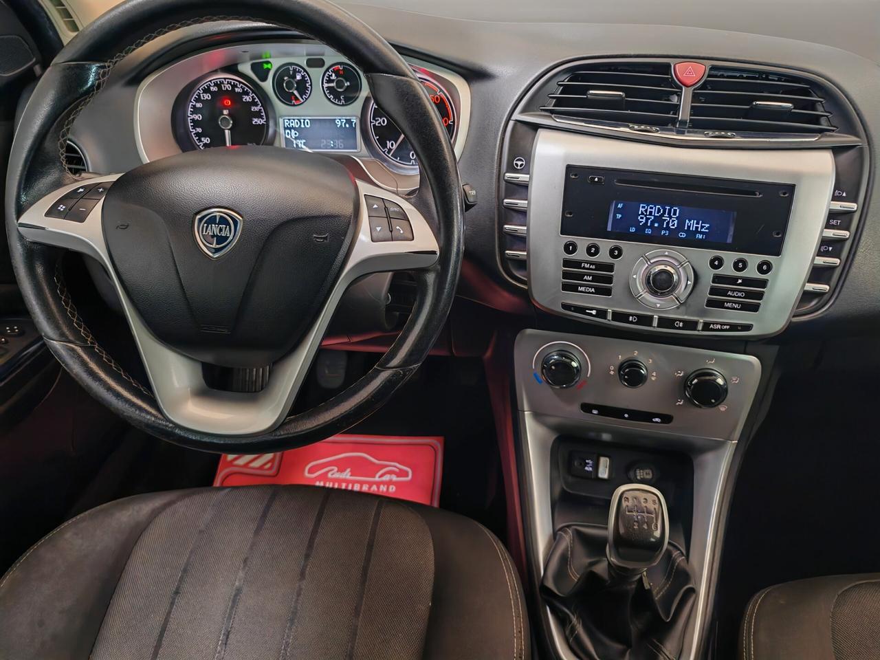 Lancia Delta 1.6 MJT DPF Silver