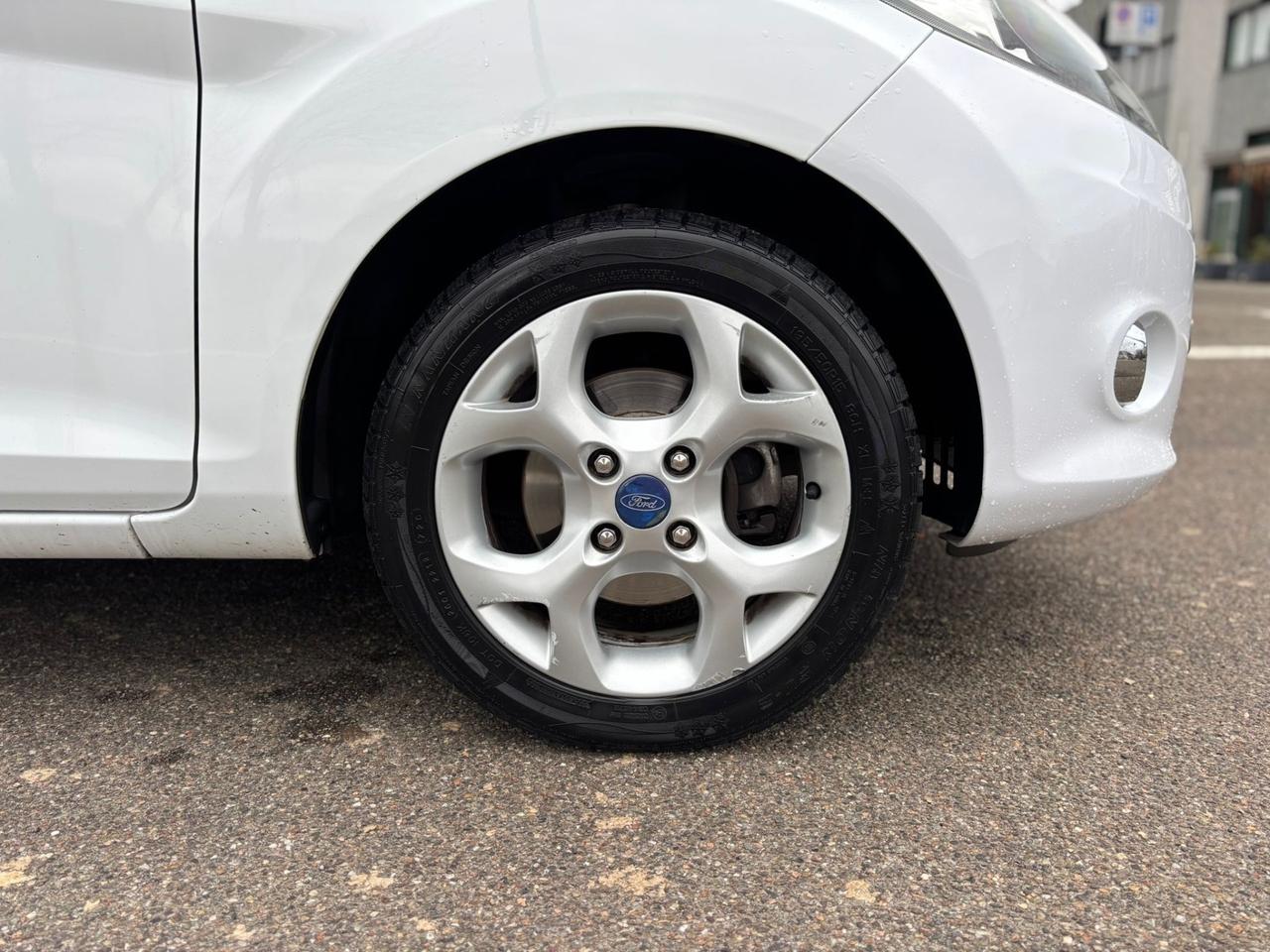 Ford Fiesta 1.2 82 CV 5 porte Titanium