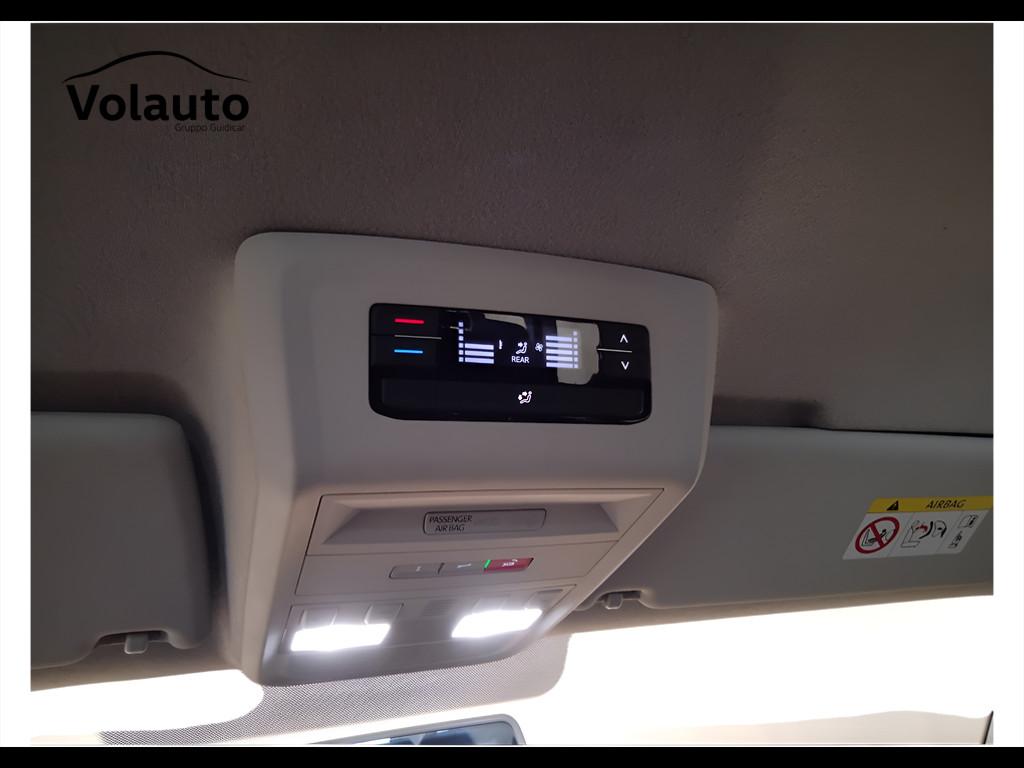 VOLKSWAGEN T6.1 Transporter 30 - T6.1 Transporter 30 2.0 tdi 150cv komb