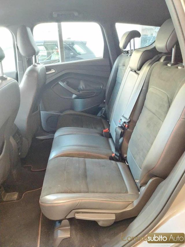 FORD Kuga 1.5 TDCI 120 CV S&S 2WD Powershift ST-Line