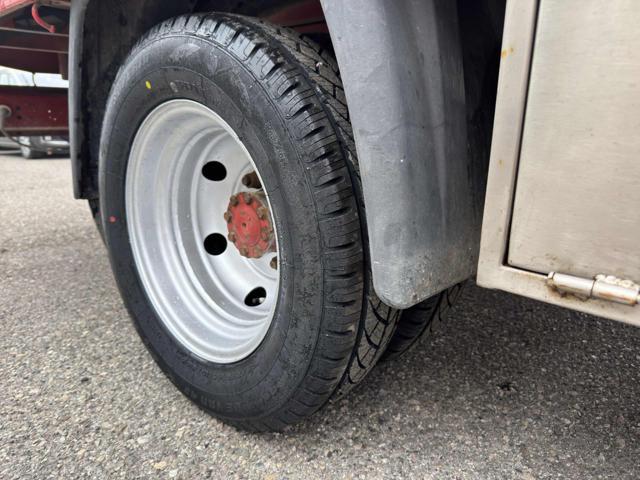 IVECO Daily 35.8 2.5D CASSONE FISSO SUPER LUNGO 4.30-BENTENUTO