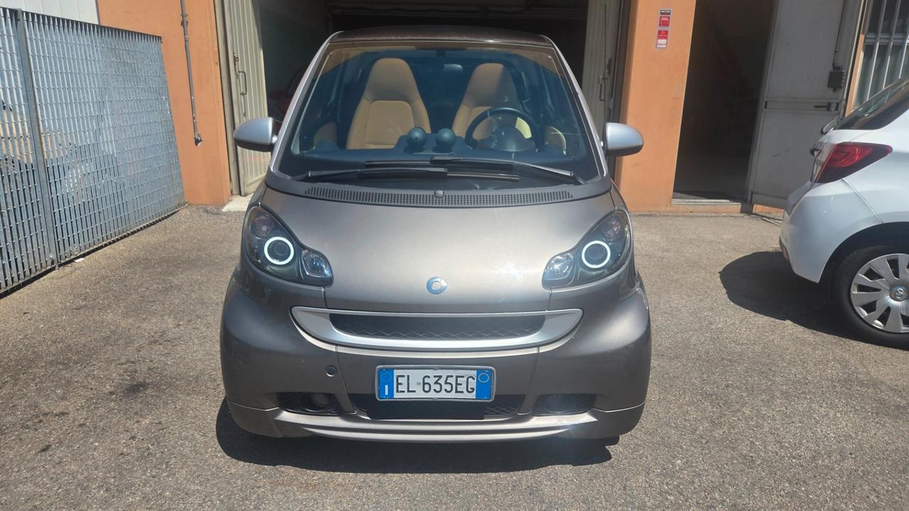 Smart ForTwo 1000 52 kW MHD motore nuovo