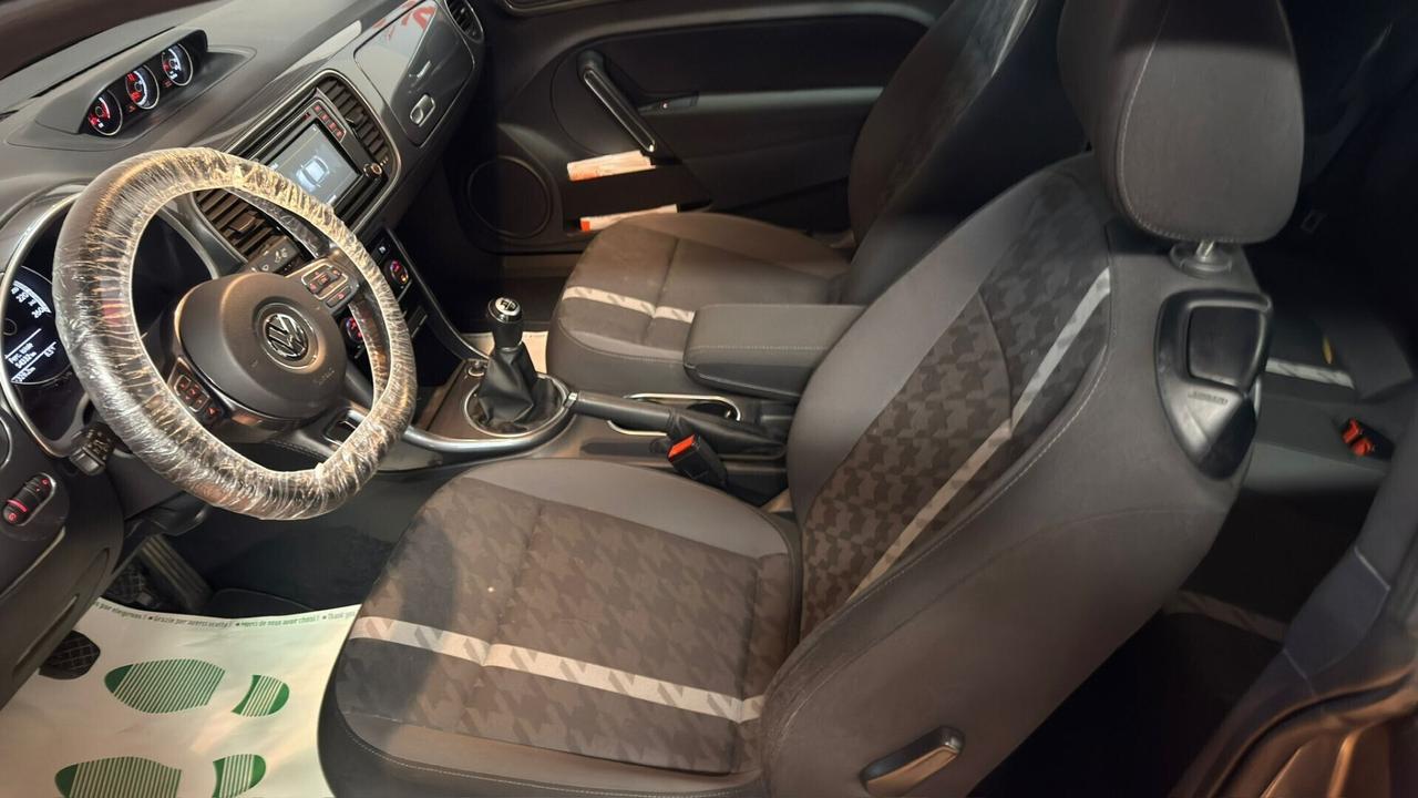 Volkswagen Maggiolino 2.0 TDI Design BlueMotion Te