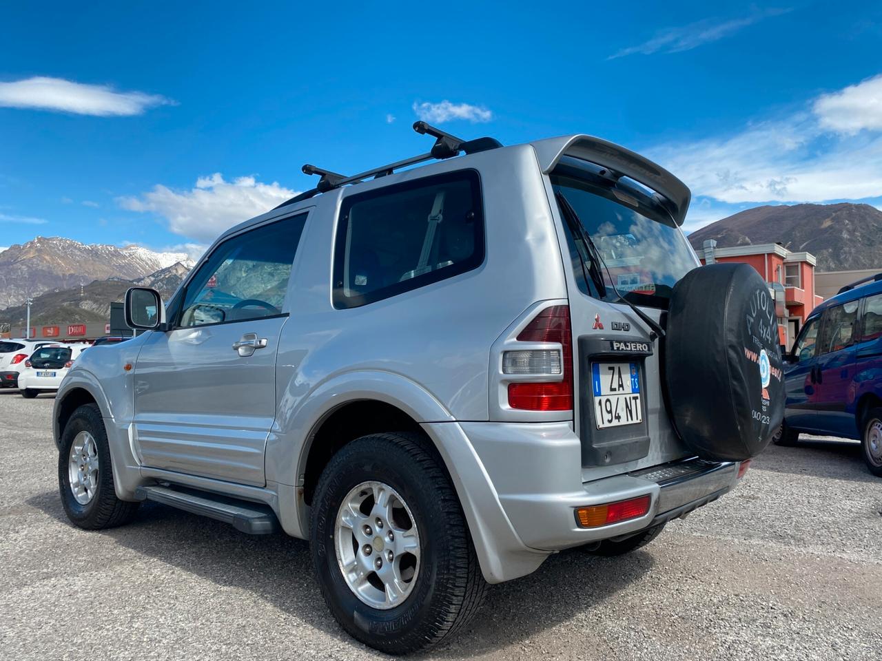 Mitsubishi Pajero 3.2 16V DI-D 3p. GLX