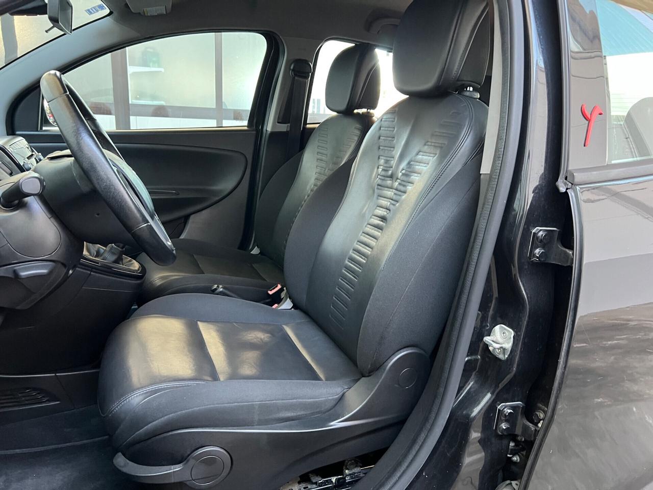 Lancia Ypsilon 1.2 69 CV 5 porte GPL PLATINUM