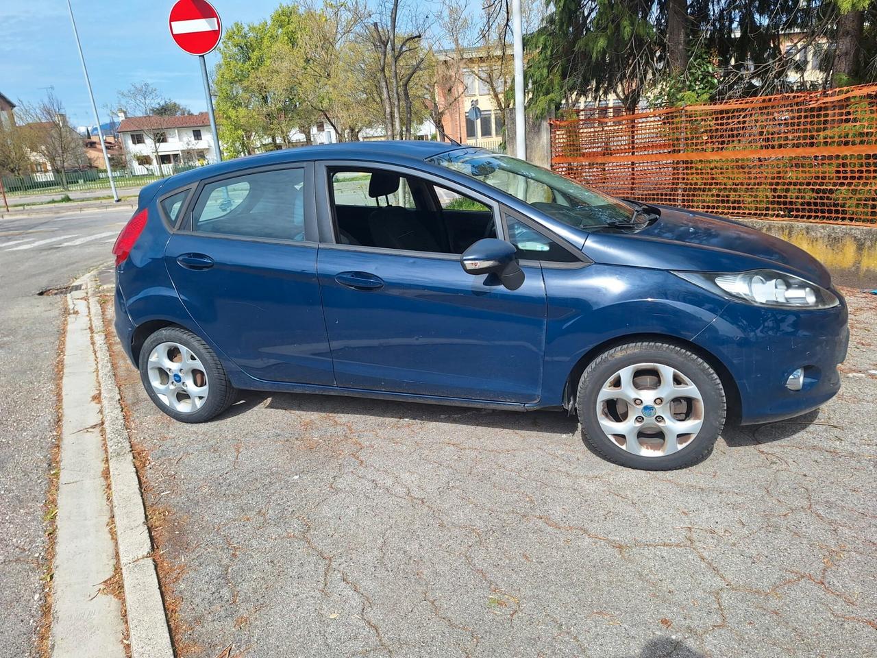 Ford Fiesta Fiesta+ 1.2 82CV 5 porte