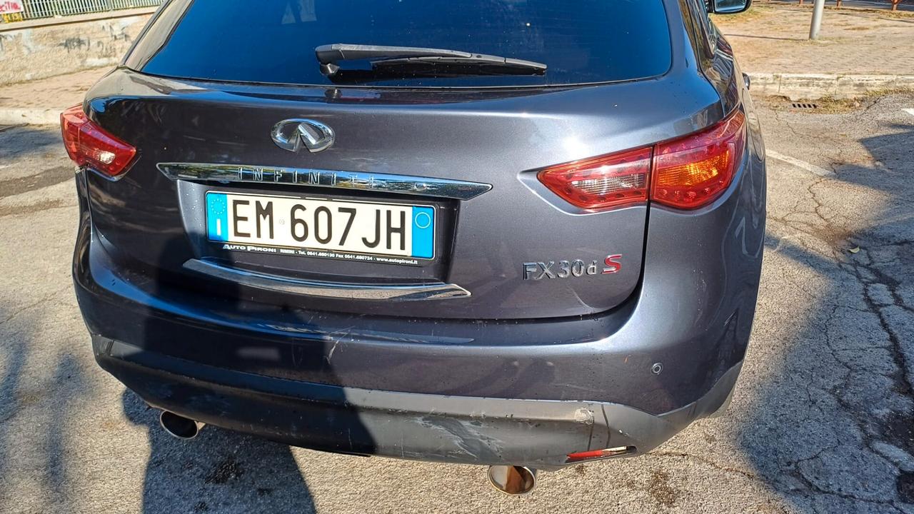 Infiniti FX30d S Premium