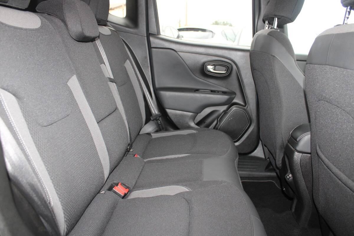 Jeep Renegade 1.5 turbo t4 mhev Limited 130cv dct Con CARPLAY