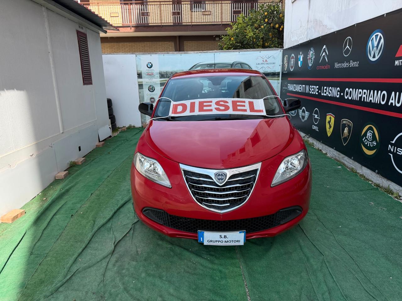 Lancia Ypsilon 2016 1.3 MJT 95 CV FULL LEGGI TUTTO!