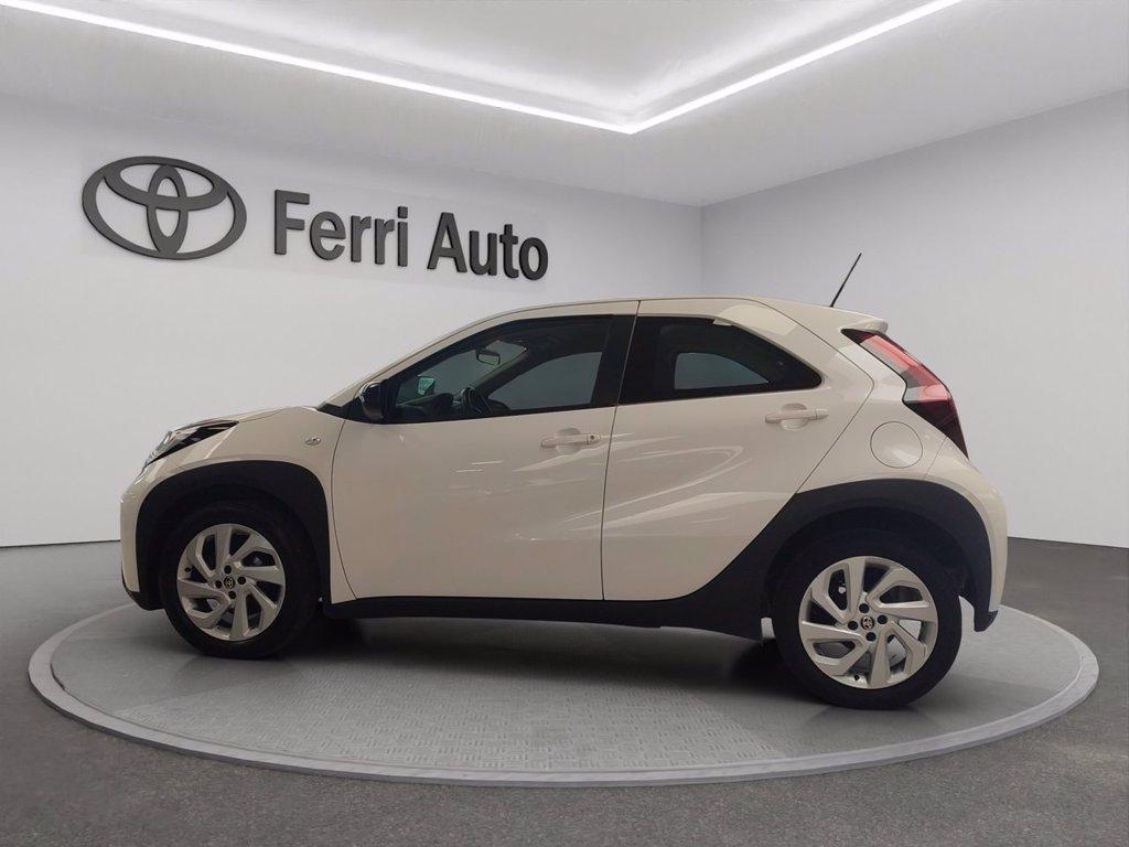 TOYOTA Aygo x 1.0 active 72cv s-cvt del 2022