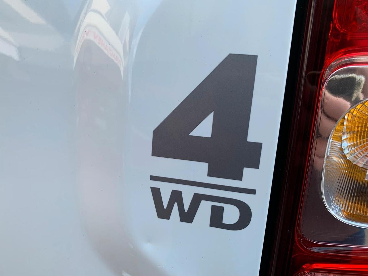 Dacia Duster 1.5 dCi 110 CV S&S 4x4 Serie Speciale Brave