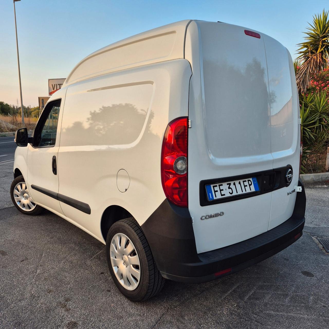 Fiat doblo tetto alto