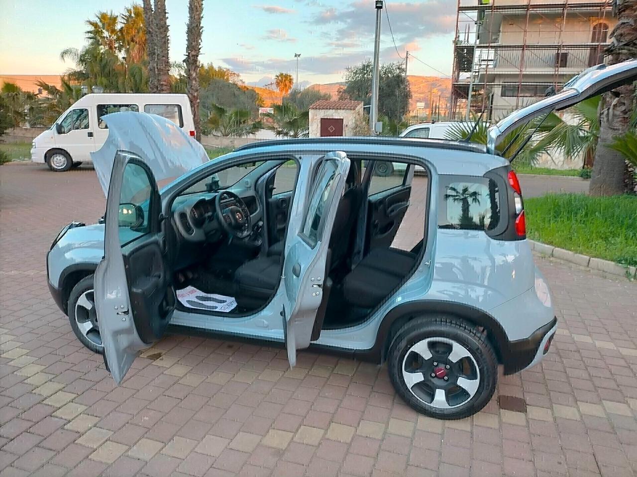 Fiat Panda 1.0 FireFly S&S Hybrid City Cross