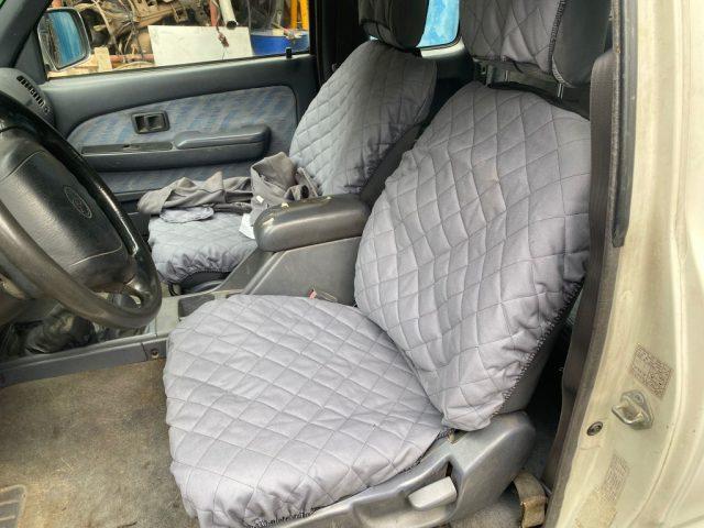 TOYOTA Hilux 2.4 TD 4WD 2/2 Extra Cab Pup. SR5