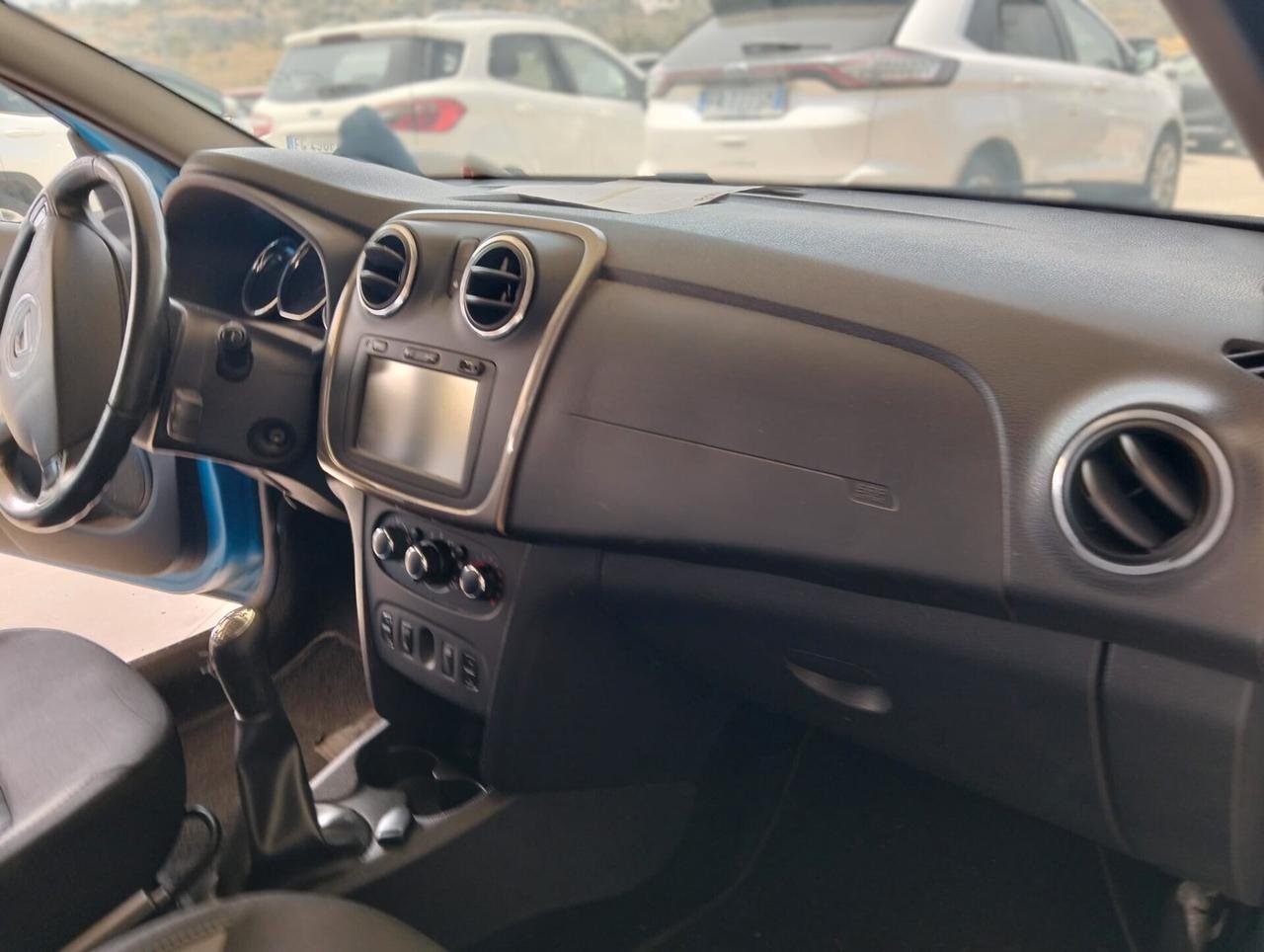 Dacia Sandero Stepway 1.5 dCi 2016 - UNI PROP