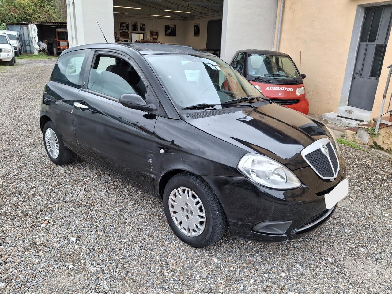 Lancia Ypsilon 1.2 Oro