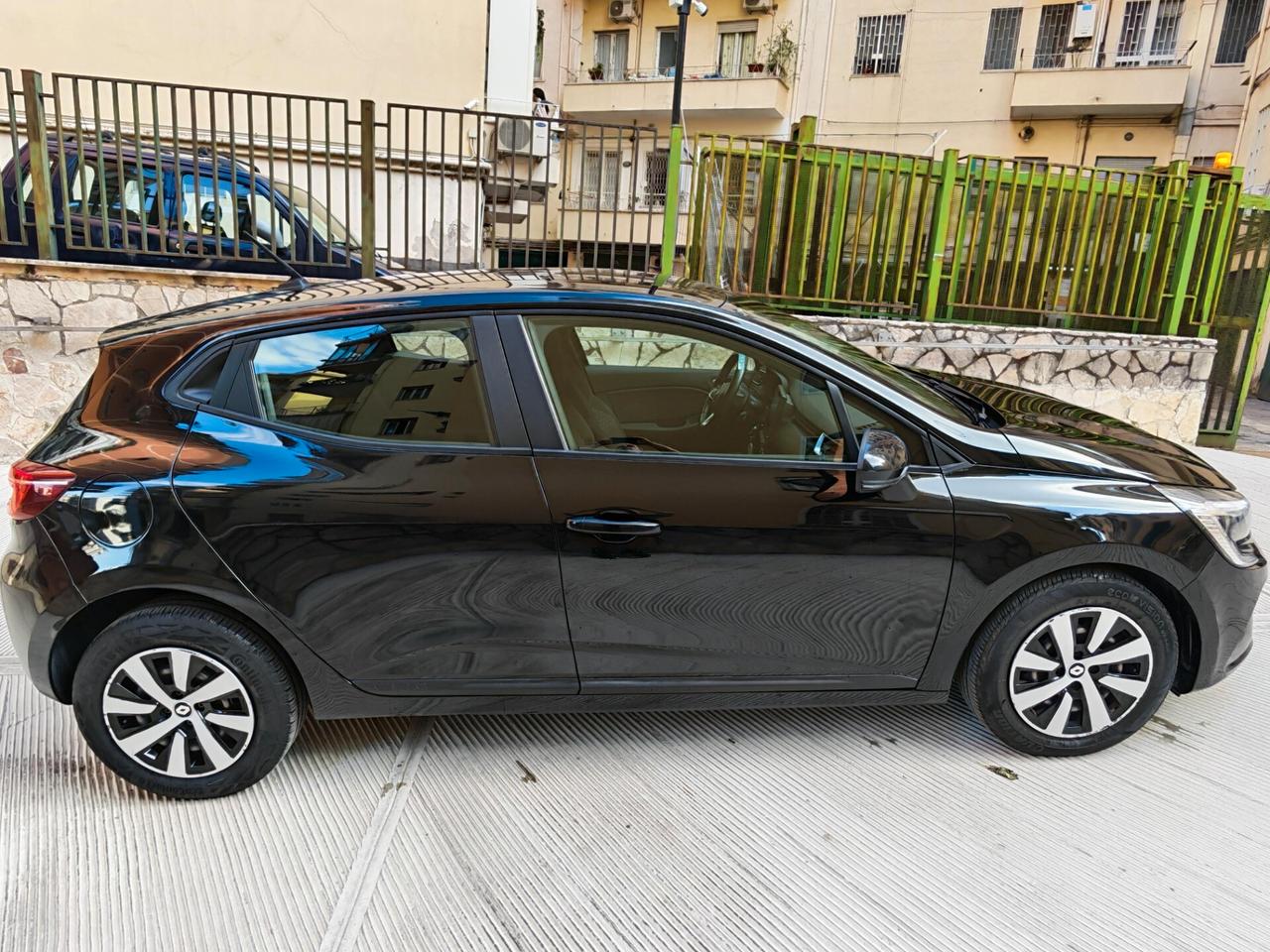 Renault Clio 1.0 90cv 6 marce - GARANZIA - IVA ESPOSTA