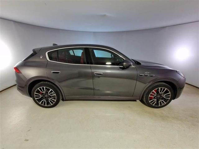 MASERATI Grecale MHEV 300 CV AWD GT