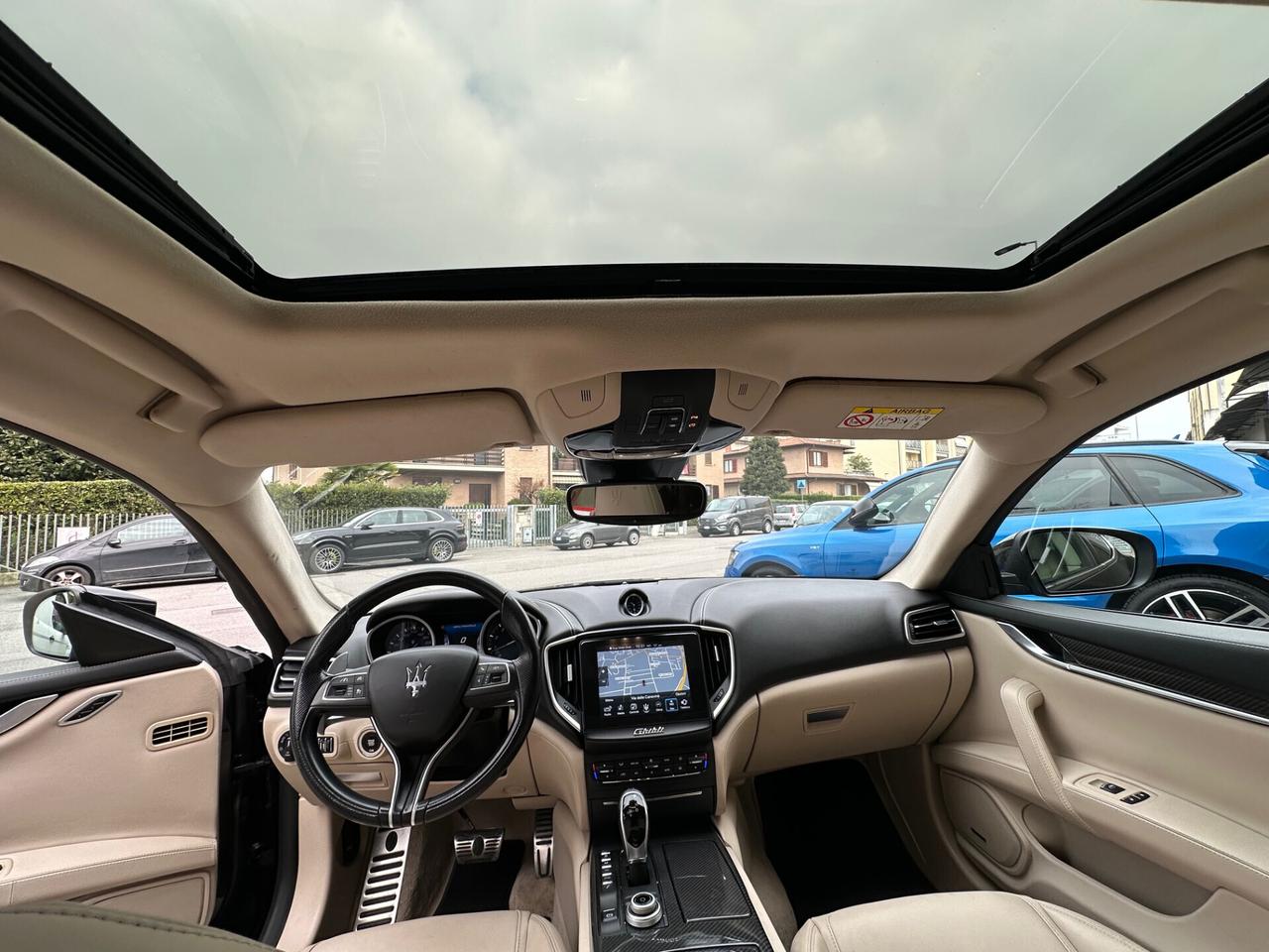 Maserati Ghibli V6 S Q4 tetto