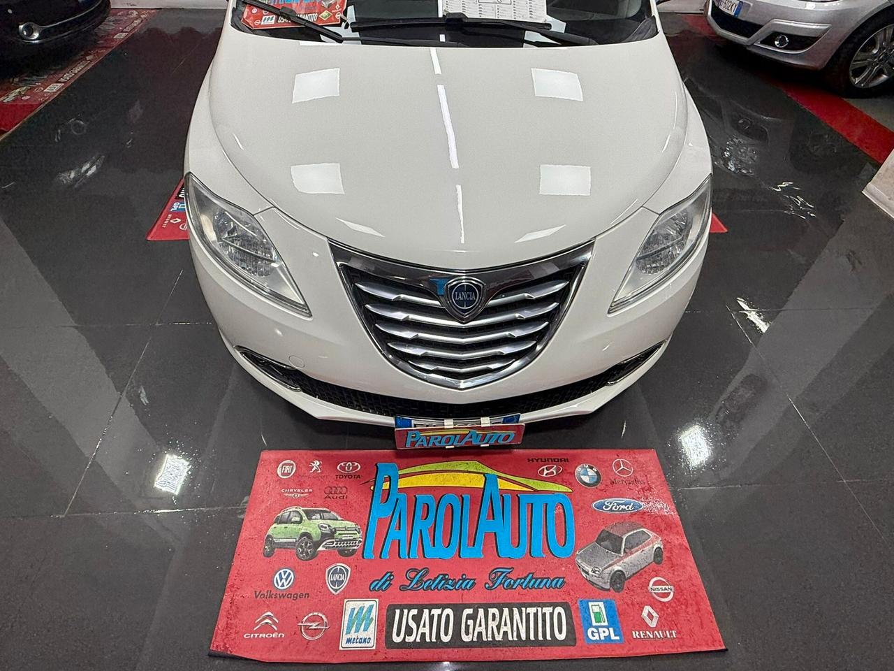 Lancia Ypsilon 1.2 69cv Platinum - 2011