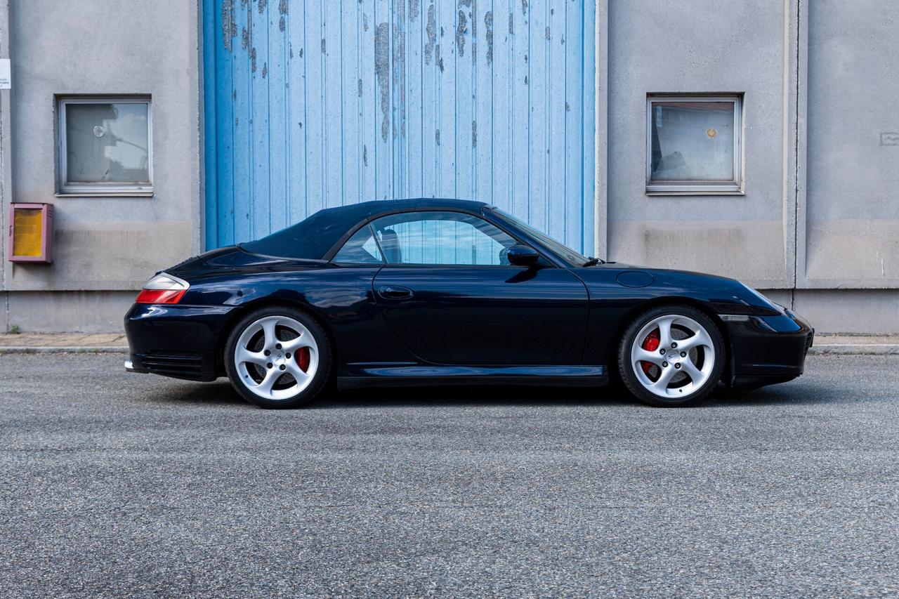 Porsche 911 Carrera 4S cat Cabriolet
