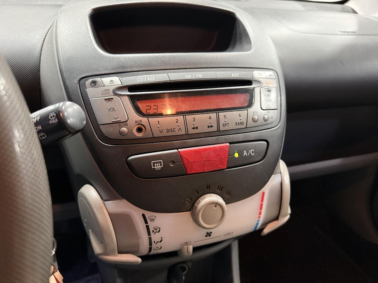 Peugeot 107 1.0 68CV 3p. Desir