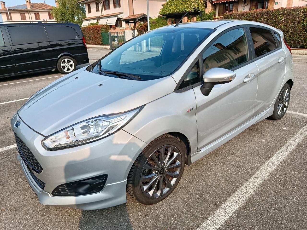 Ford Fiesta 1.5 TDCi 75CV 5 porte ST-Line OK NEOPATENTATI
