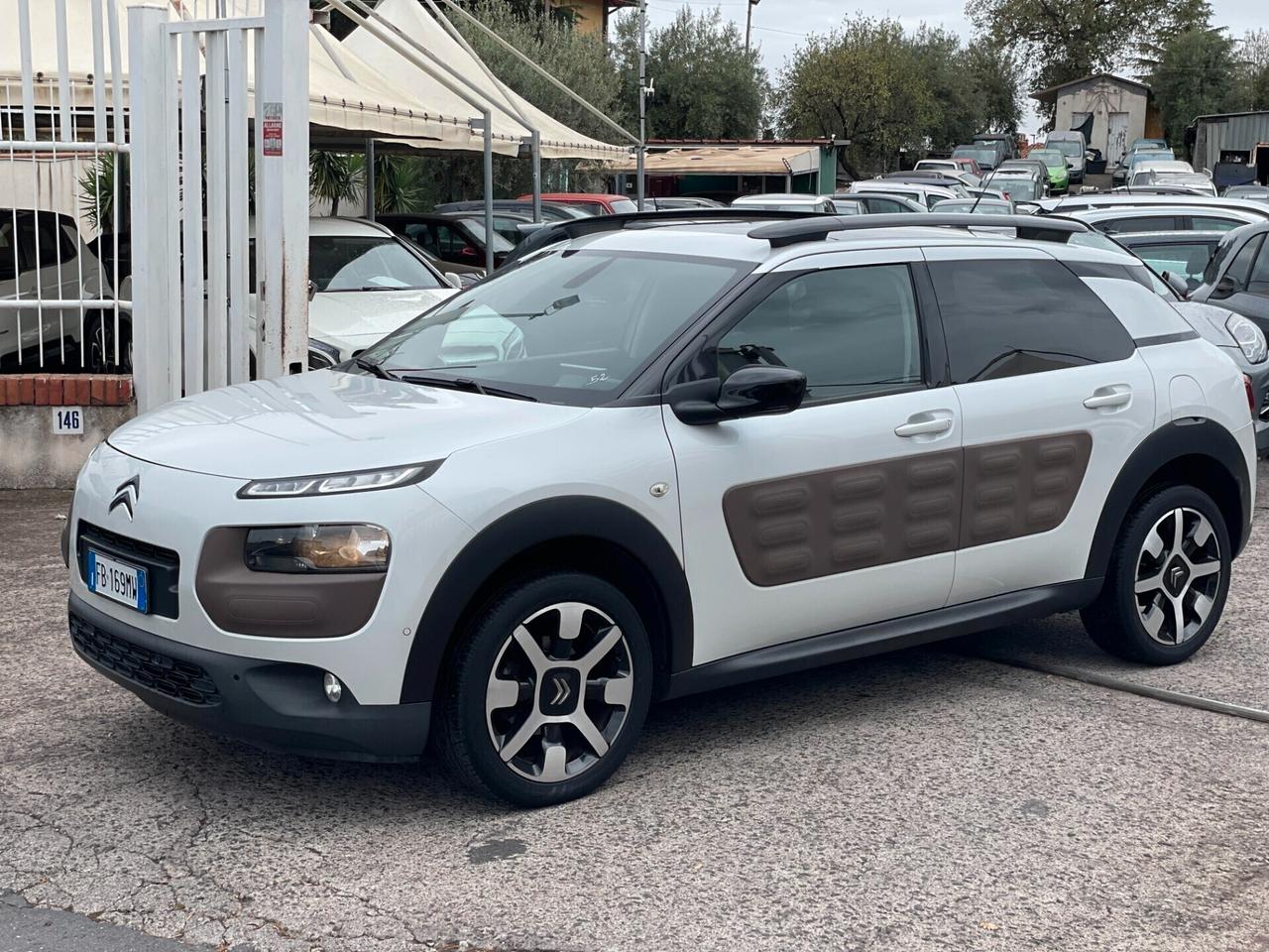 Citroen C4 Cactus BlueHDi 100 Shine