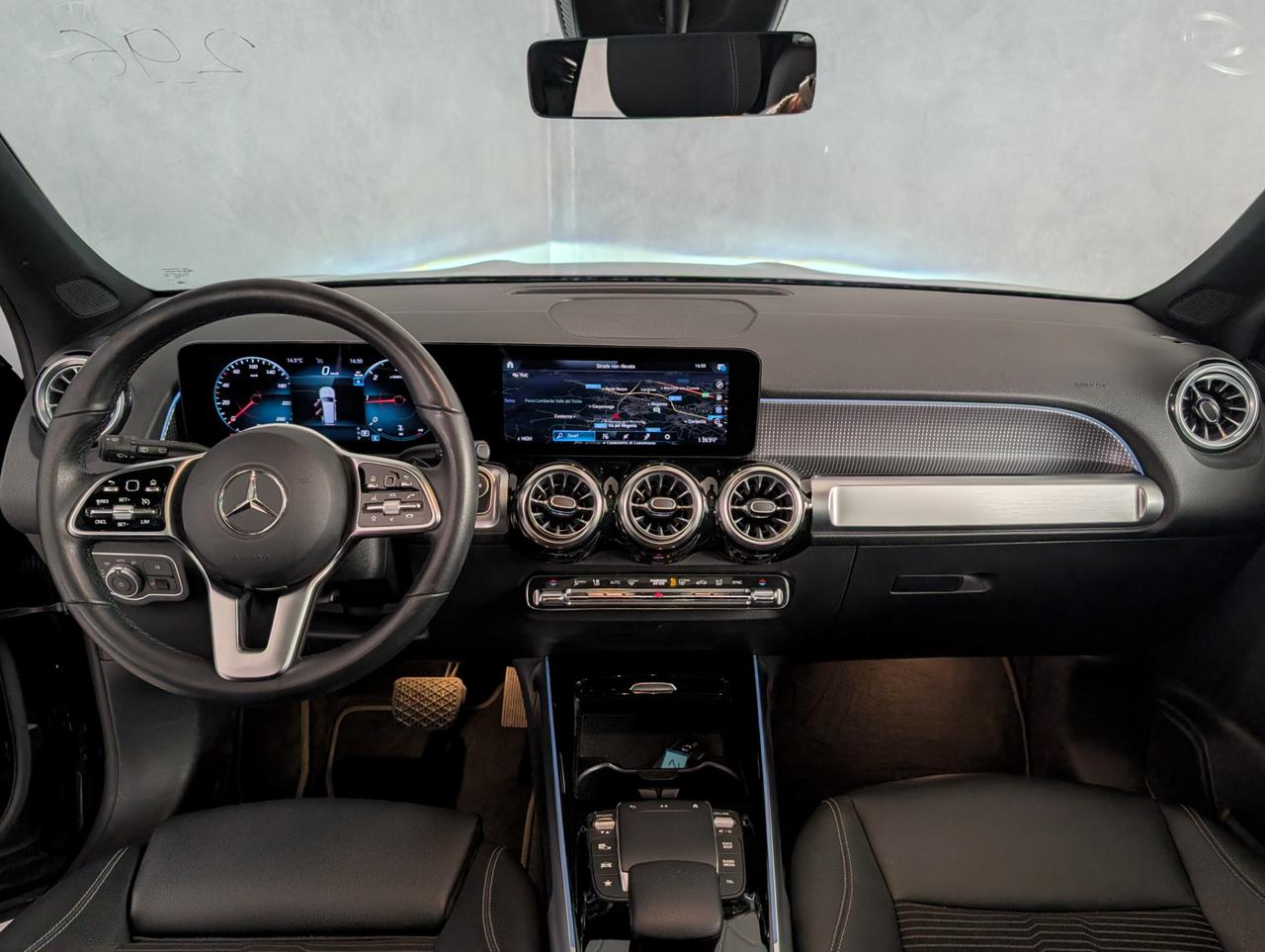 Mercedes-Benz 200d Automatic Sport