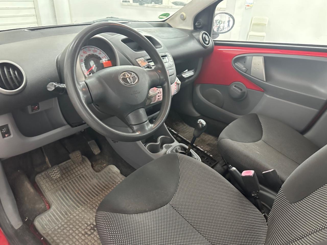 Toyota Aygo 1.0 12V VVT-i 5 porte Now GARANZIA PERMUTE