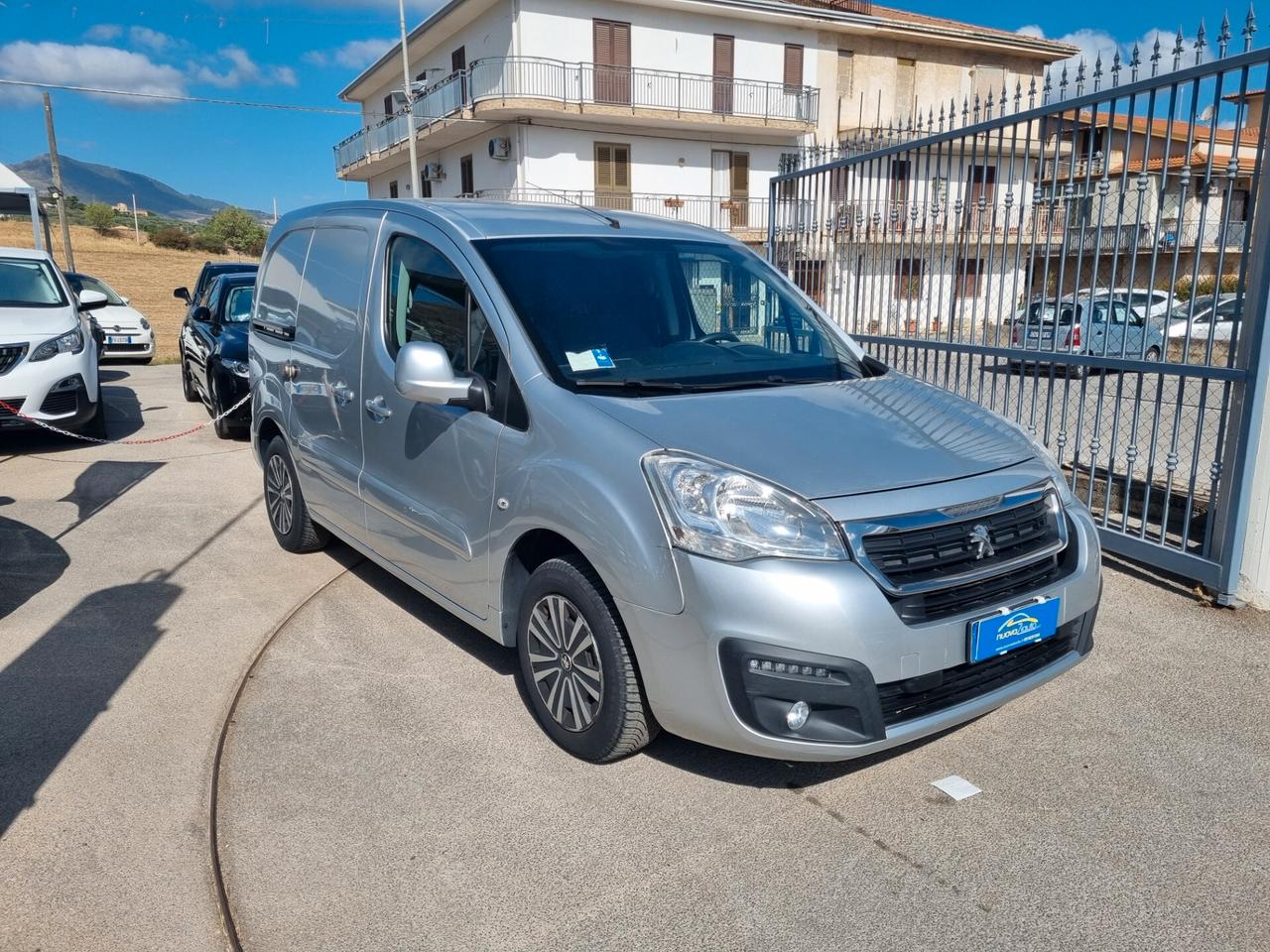 Peugeot partner 1.6 disel 100cv 3posti 11-2015