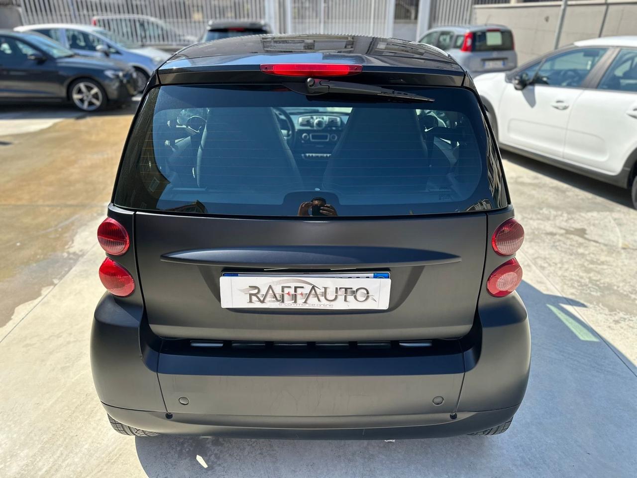 Smart ForTwo 1000 52 kW MHD coupé pure