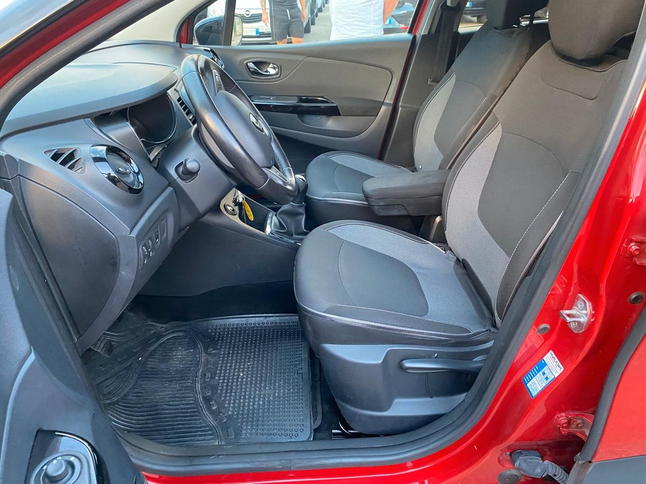 Renault Captur 1.5 dCi 90cv full full opt 2016